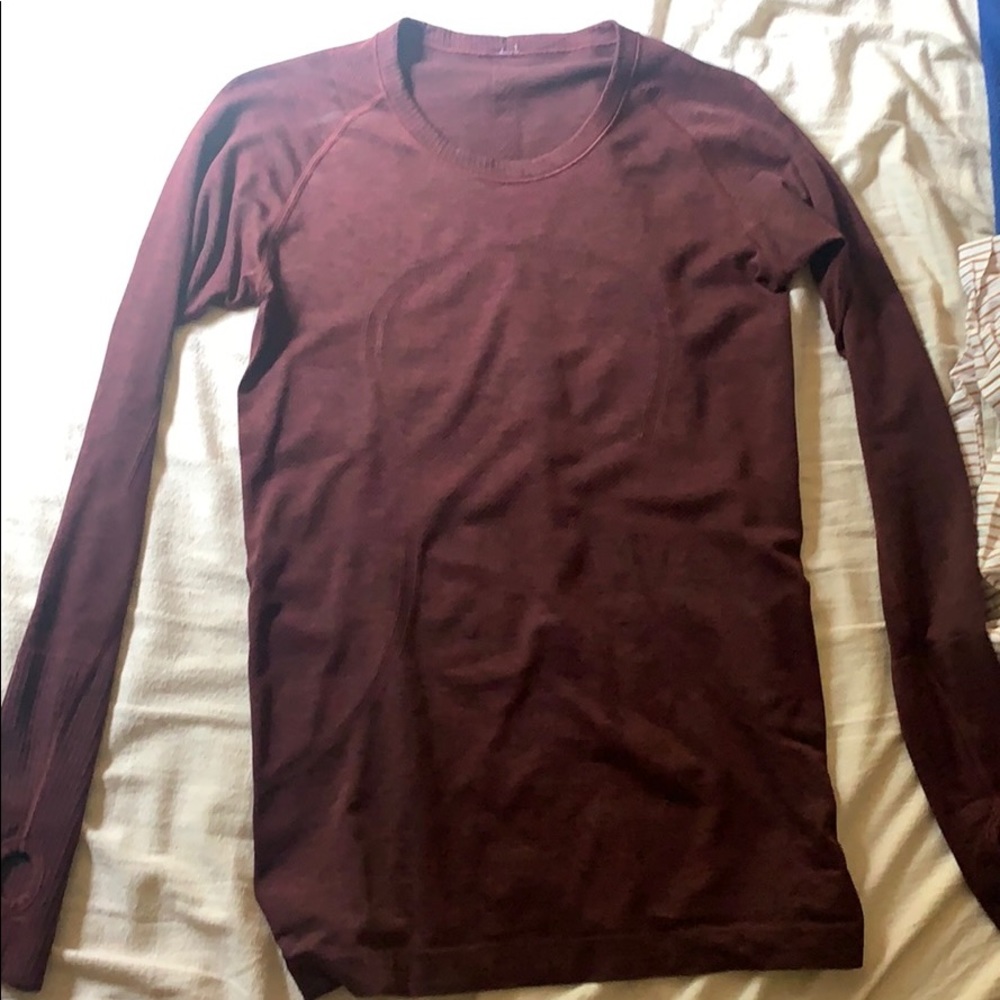 Long sleeve lululemon shirt